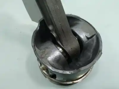 Second-hand car spare part piston for renault clio iii emotion oem iam references   