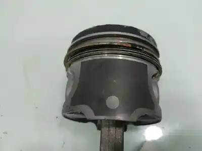 Second-hand car spare part piston for renault clio iii emotion oem iam references 