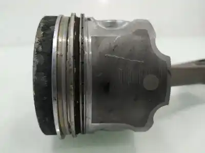 Second-hand car spare part piston for renault clio iii emotion oem iam references   