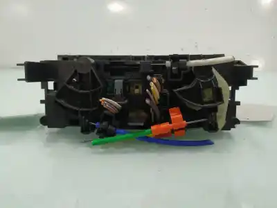Peça sobressalente para automóvel em segunda mão comando de sofagem (chauffage / ar condicionado) por peugeot 207 confort referências oem iam 69910002  