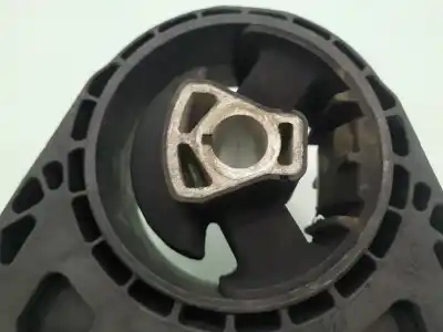 Second-hand car spare part engine support for opel insignia sports tourer cosmo oem iam references 13227769  