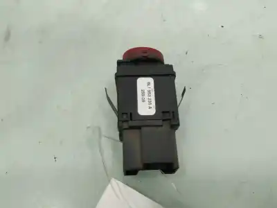 Second-hand car spare part hazard warning lights for seat ibiza iii (6l1) 1.4 tdi oem iam references 6l1953235a