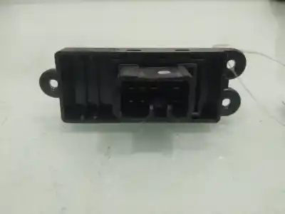 Peça sobressalente para automóvel em segunda mão botão / interruptor elevador vidro traseiro direito por hyundai i30 classic referências oem iam 