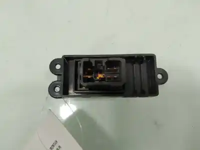 Peça sobressalente para automóvel em segunda mão botão / interruptor elevador vidro traseiro esquerdo por hyundai i30 classic referências oem iam 