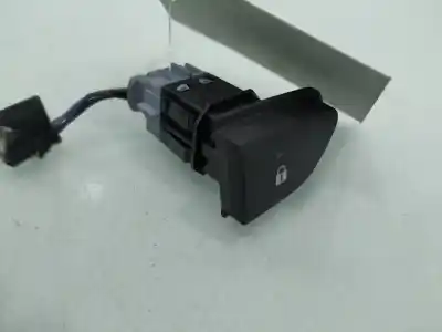 Автозапчастина б/у Вимикач для RENAULT CLIO IV  Посилання на OEM IAM 252103678R  