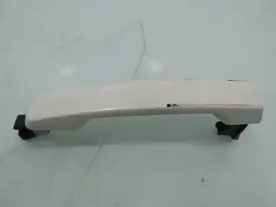 Peça sobressalente para automóvel em segunda mão puxador exterior dianteiro esquerdo por nissan qashqai (j10) 360 referências oem iam 