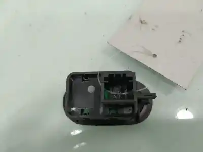 Piesă de schimb auto la mâna a doua panou comandã geamuri electrice fațã stânga pentru citroen c3 (2002->) 1.4 i referințe oem iam 96401469xt  