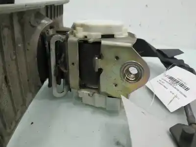 Pezzo di ricambio per auto di seconda mano cintura di sicurezza anteriore sinistra per opel meriva b cosmo riferimenti oem iam f13305707