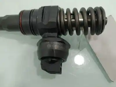 Pezzo di ricambio per auto di seconda mano iniettore per seat ibiza iii (6l1) 1.9 tdi riferimenti oem iam 038130073aj  