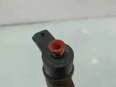 Peça sobressalente para automóvel em segunda mão injetor por hyundai matrix (fc) 1.5 crdi 16v gls full referências oem iam 338002a110