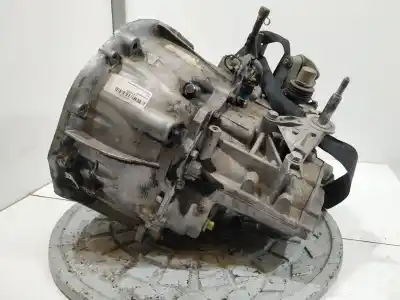 Автозапчастина б/у коробка передач для renault scenic ii authentique посилання на oem iam 8200361232