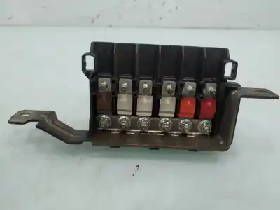Pezzo di ricambio per auto di seconda mano scatola relè/fusibili per renault megane iii berlina 5 p dynamique riferimenti oem iam 243170003r
