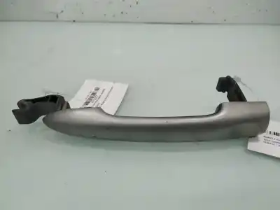 Pezzo di ricambio per auto di seconda mano maniglia esterna posteriore sinistra per renault megane iii berlina 5 p dynamique riferimenti oem iam 806060088r