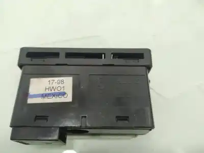 Second-hand car spare part hazard warning lights for bmw 3 (e46) 320 d oem iam references 61318368920  