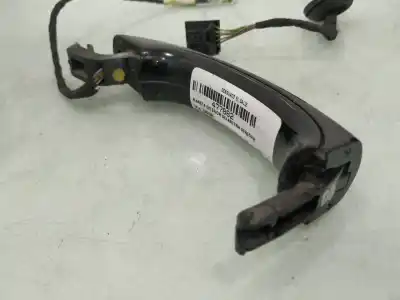 Pièce détachée automobile d'occasion poignée de porte avant droite pour volkswagen touareg (7la) tdi r5 références oem iam 7l6837205  