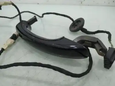 Pièce détachée automobile d'occasion poignée de porte avant droite pour volkswagen touareg (7la) tdi r5 références oem iam 7l6837205  