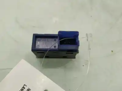 Peça sobressalente para automóvel em segunda mão trocar por lander range rover (lm) v8 se referências oem iam 61318365579  