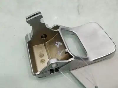 Second-hand car spare part interior left rear handle for lander range rover (lm) v8 se oem iam references   