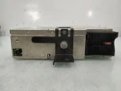 Peça sobressalente para automóvel em segunda mão sistema de áudio / rádio cd por lander range rover (lm) v8 se referências oem iam xqc500030