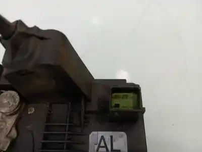 Peça sobressalente para automóvel em segunda mão fechadura da porta traseira esquerda por opel vectra b berlina 2.0 dti referências oem iam 90503995