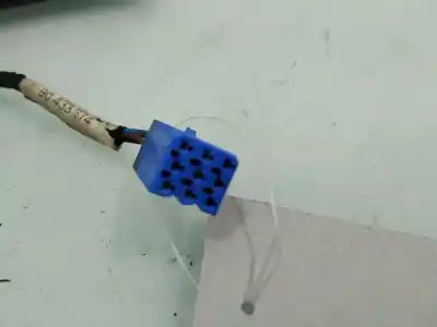 Peça sobressalente para automóvel em segunda mão botão / interruptor elevador vidro dianteiro direito por opel vectra b berlina 2.0 dti referências oem iam 90433374