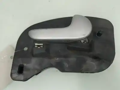 Gebrauchtes Autoersatzteil innerhalb des vorderen rechten griffs zum opel corsa c corsa c gasolina oem-iam-referenzen 13110957  