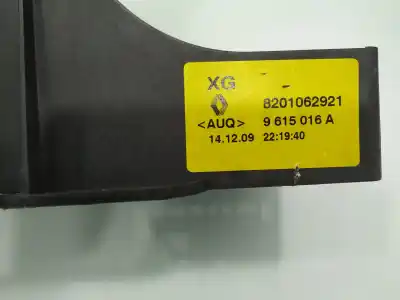 Pezzo di ricambio per auto di seconda mano leva del cambio per renault megane iii berlina 5 p dynamique riferimenti oem iam 8201062921