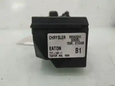 Peça sobressalente para automóvel em segunda mão botão / interruptor elevador vidro dianteiro esquerdo por chrysler jeep gr.cherokee (zj)/(z) 2.5 td laredo (z) referências oem iam 56042280  