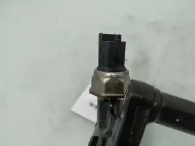 Pezzo di ricambio per auto di seconda mano rampa iniettori per citroen c5 berlina millenium riferimenti oem iam 9681909680