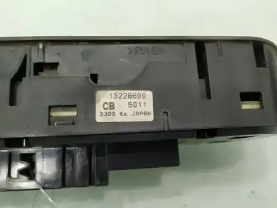 Peça sobressalente para automóvel em segunda mão botão / interruptor elevador vidro dianteiro esquerdo por opel astra h ber. cosmo referências oem iam 13228699  