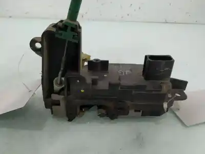 Pièce détachée automobile d'occasion serrure de porte avant droite pour opel astra h ber. cosmo références oem iam 13210749  