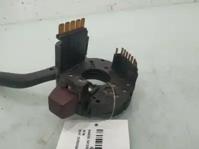 Peça sobressalente para automóvel em segunda mão comutador de piscas  por seat cordoba berlina (6k2) stella referências oem iam 