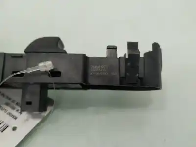 Second-hand car spare part Right Front Power Window Switch for CITROEN C5 BERLINA Millenium OEM IAM references 96661102XT  
