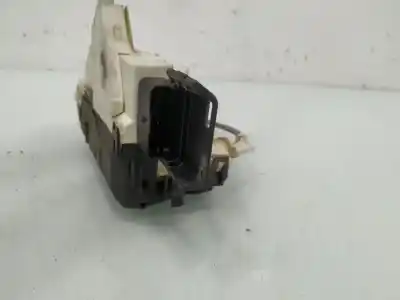 Peça sobressalente para automóvel em segunda mão fechadura da porta dianteira esquerda por peugeot 5008 confort referências oem iam 825158