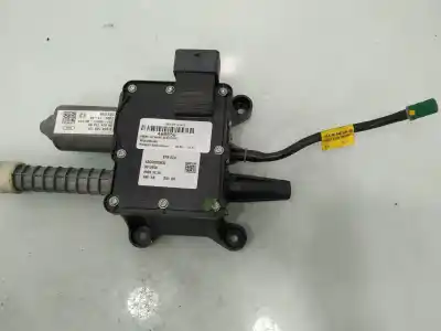 Peça sobressalente para automóvel em segunda mão pinça de travão traseira esquerda por peugeot 5008 confort referências oem iam 32041959