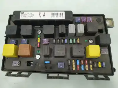 Second-hand car spare part fuse box unit for corsa astra gtc cosmo oem iam references 13250232  