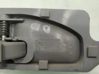 Peça sobressalente para automóvel em segunda mão puxador interior dianteiro direito por citroen xsara picasso (n68) 1.6 hdi referências oem iam 9631487677