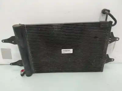 Peça sobressalente para automóvel em segunda mão condensador / radiador de sofagem / ar condicionado por seat ibiza (6l1) d-asy referências oem iam 6q0820411e  