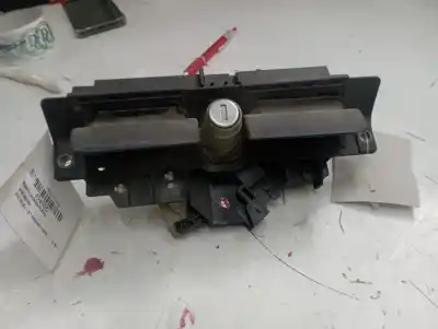 Автозапчасти б/у внешняя ручка ворот за audi a3 (8l1) 1.8 t ссылки oem iam 4b0827565h