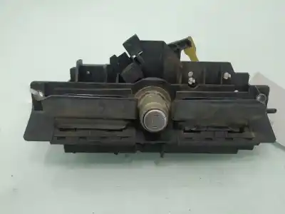 Автозапчасти б/у внешняя ручка ворот за audi a3 (8l1) 1.8 t ссылки oem iam 4b0827565h  