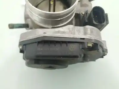 Автозапчасти б/у бабочка коробка за audi a3 (8l1) 1.8 t ссылки oem iam 06a133064m  