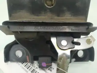 Автозапчастина б/у замок багажника / ворот для audi a3 (8l1) 1.9 tdi посилання на oem iam 8l0827520c  