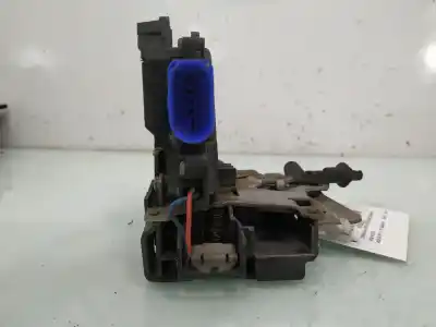 Peça sobressalente para automóvel em segunda mão fechadura da porta dianteira esquerda por audi a3 (8p1) 1.9 tdi referências oem iam 4e1837015