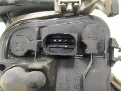Автозапчастина б/у правий ліхтар для audi a4 b6 (8e2) 2.5 tdi посилання на oem iam 8e5945096  