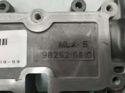 Автозапчастина б/у крішка коромислива для citroen c4 picasso rip curl посилання на oem iam 9825216610  