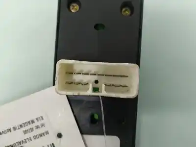 Second-hand car spare part left front power window switch for kia magentis active oem iam references 457490   Second-hand car spare part left front power window switch for kia magentis active oem iam references 457490