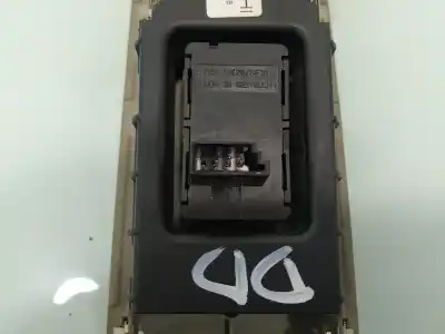 Second-hand car spare part right front power window switch for bmw serie 1 berlina (e81/e87) 116i oem iam references 9162998  