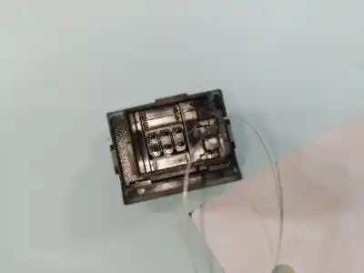 Second-hand car spare part switch for audi a6 avant (4b5) 2.5 tdi oem iam references 4b0927134a  