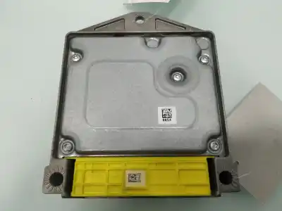 Pezzo di ricambio per auto di seconda mano centralina airbag per clase c vito w639 basic. combi 111 cdi compacto 639.601 riferimenti oem iam 0285010054  