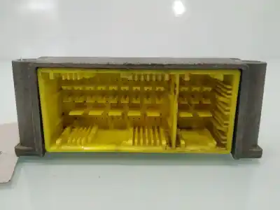 Pezzo di ricambio per auto di seconda mano centralina airbag per clase c vito w639 basic. combi 111 cdi compacto 639.601 riferimenti oem iam 0285010054  